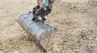 小型挖掘機平面挖斗視頻